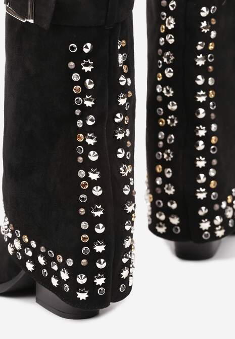 Czarne Ekozamszowe Kozaki na Obcasie z Cholewką Imitującą Nogawkę Ozdobioną Nitami Sagiyana