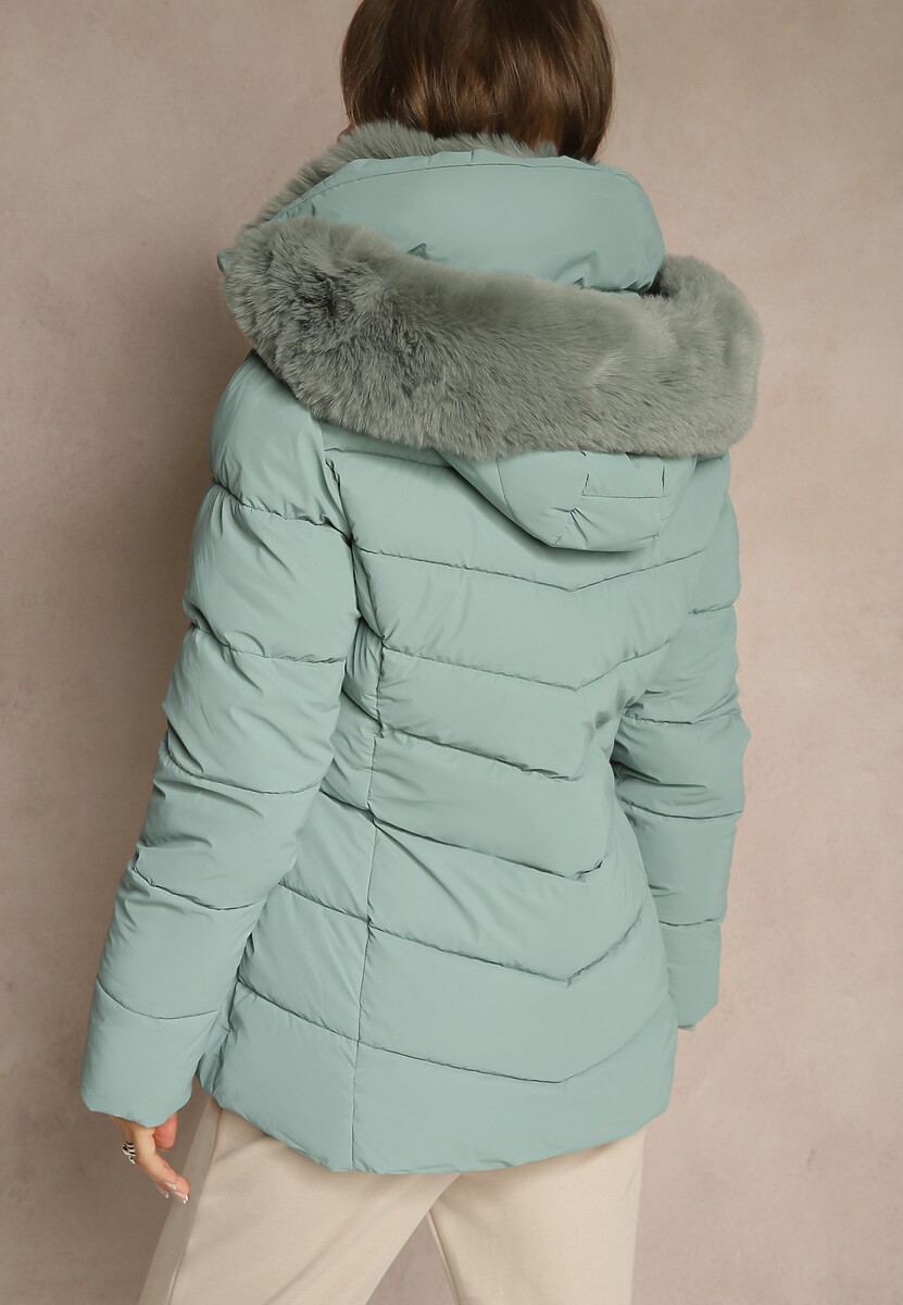 Jasnozielona Pikowana Kurtka o Taliowanym Kroju z Kapturem z Futerkiem Olidessa