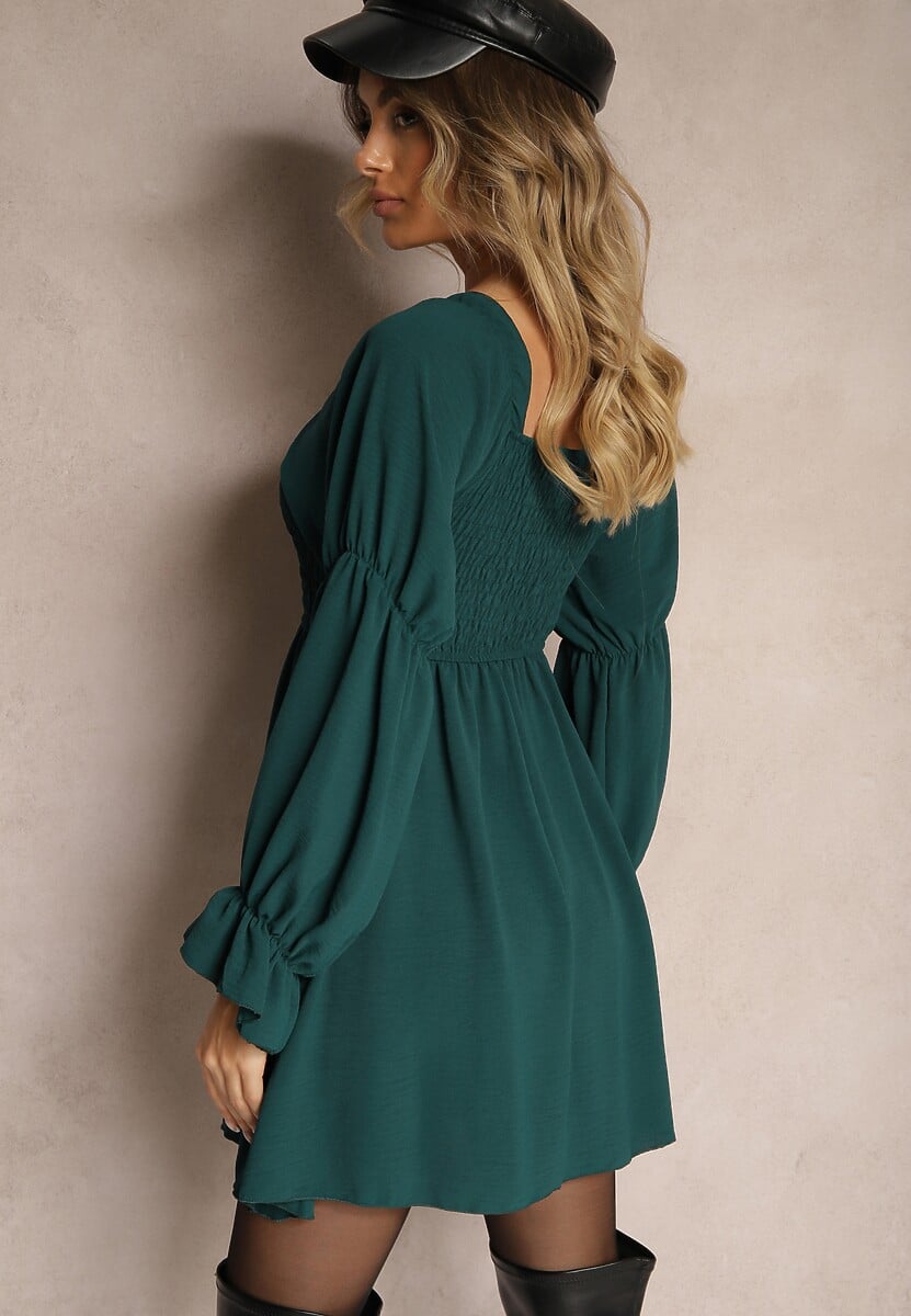 Ciemnozielona Sukienka z Elastyczną Górą o Rozkloszowanym Kroju z Falbankami Savione