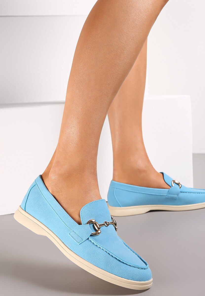 Niebieskie Mokasyny na Płaskiej Podeszwie z Przeszyciami i Ozdobną Klamerką Alenor