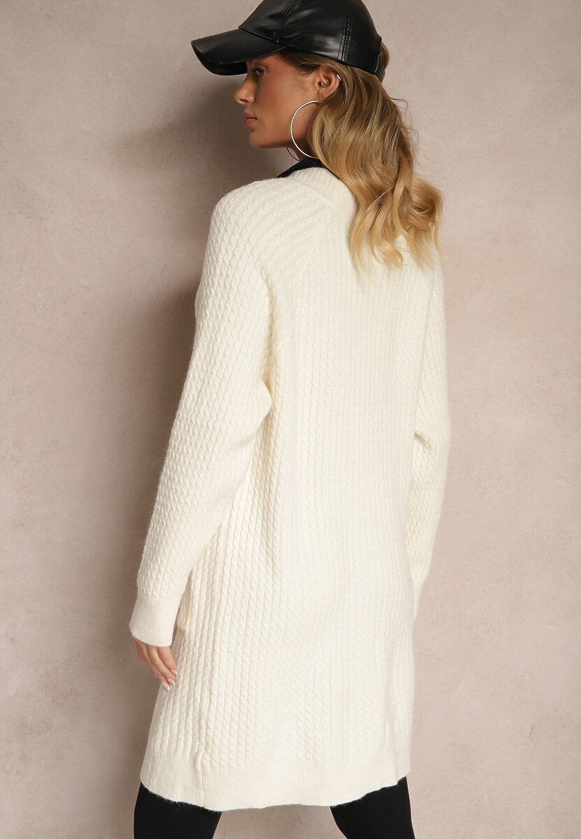 Jasnobeżowy Kardigan o Klasycznym Kroju z Kieszeniami Zdobiony Tłoczonym Splotem Venarose