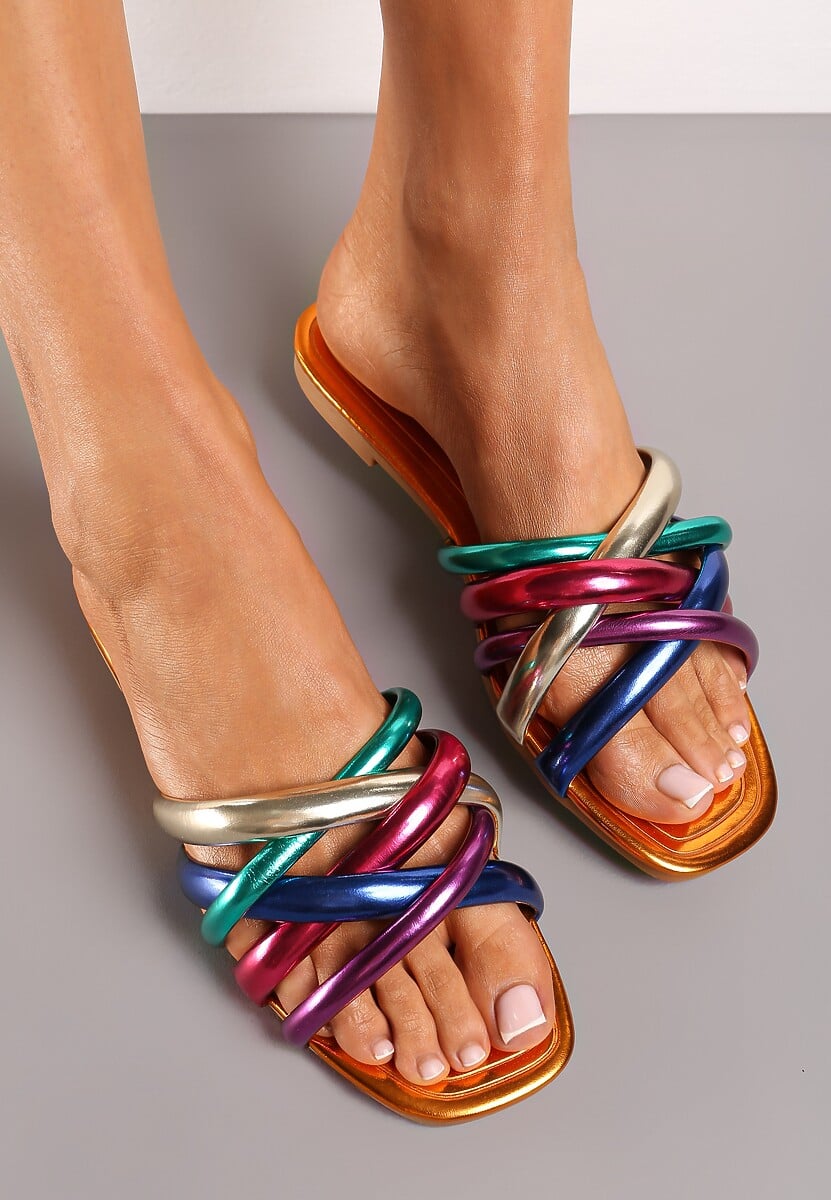 Czarne Płaskie Klapki Otwarte z Ozdobnymi Paskami Vemina