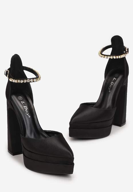 Czarne Satynowe Czółenka na Słupku i Platformie Darlo