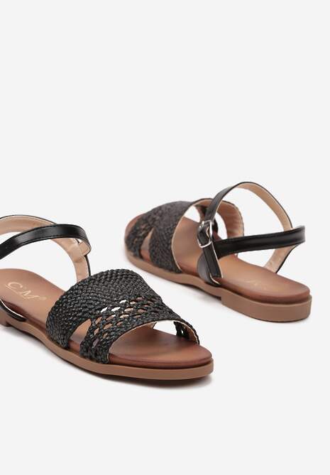 Czarne Płaskie Sandały Zapinane na Sprzączkę Zundia