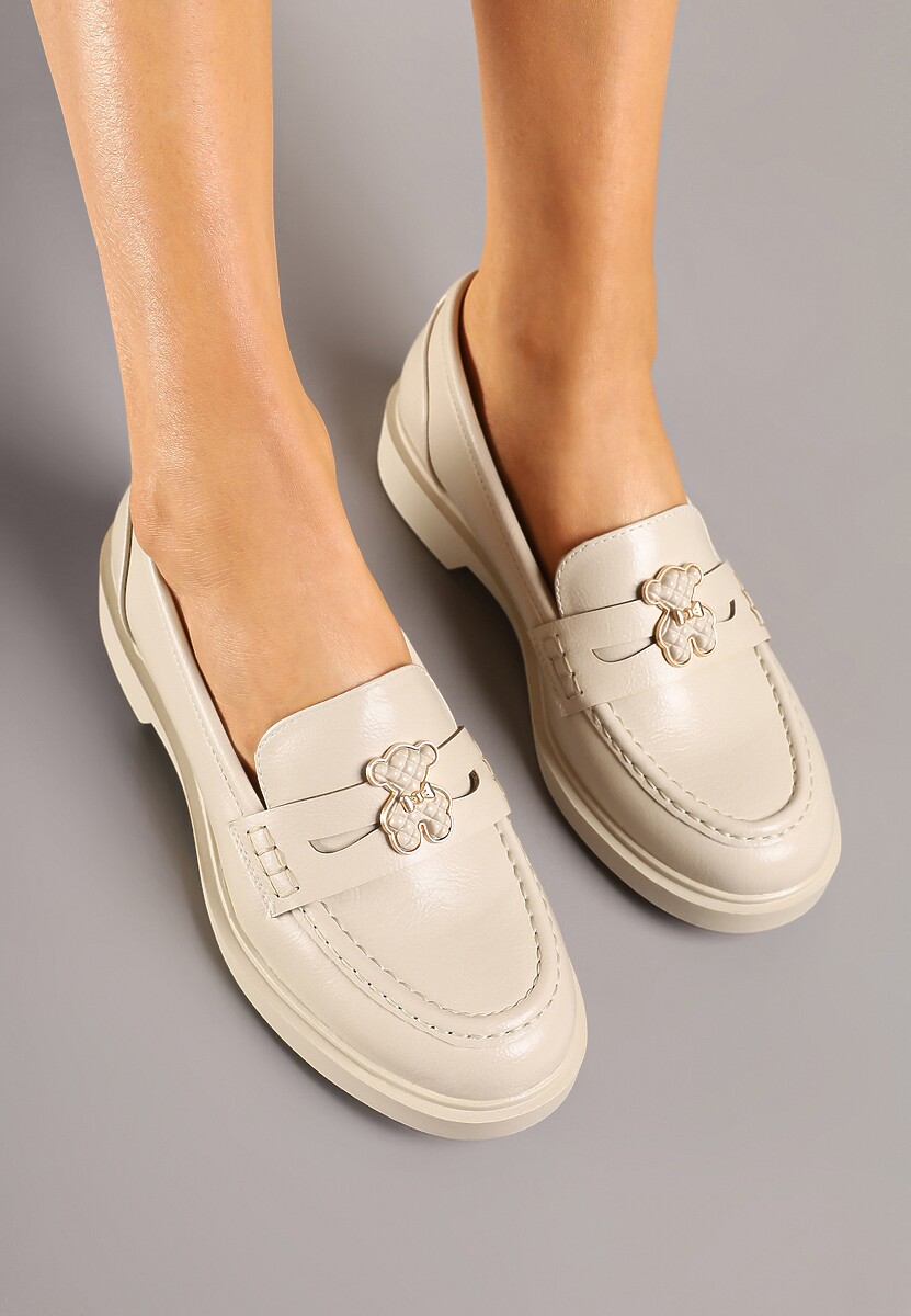 Beżowe Mokasyny ze Skórzaną Wkładką i Ozdobą Meralitia