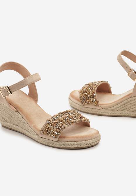 Beżowe Sandały z Ekozamszu na Koturnie z Plecionką Zapinane na Sprzączkę Tivila