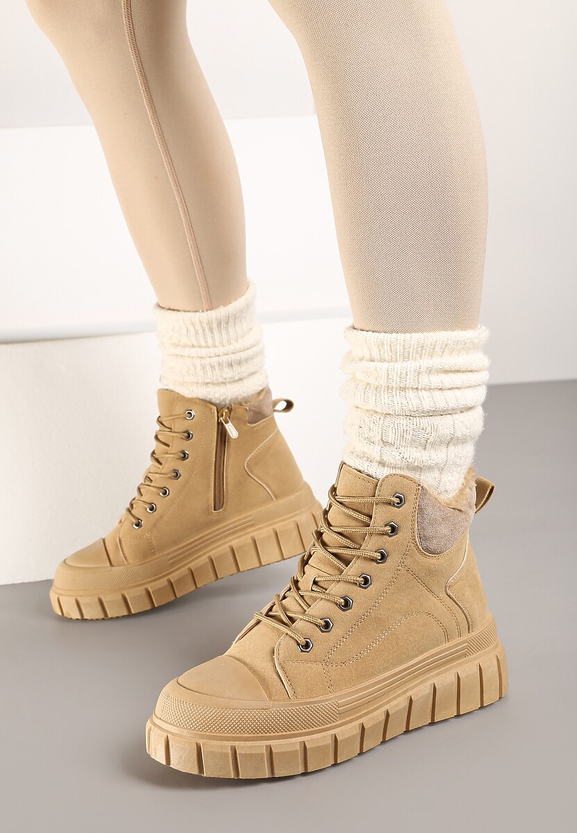Beżowe Sznurowane Botki Vices na Platformie Ozdobionej Tłoczeniem Savalirae