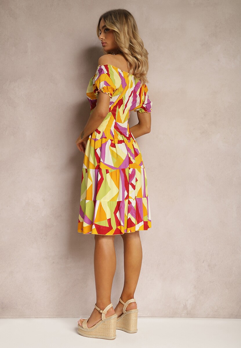 Żółto-Różowa Sukienka z Wiskozy o Rozkloszowanym Kroju z Gumką w Talii i Ozdobnymi Guzikami Moonxeena