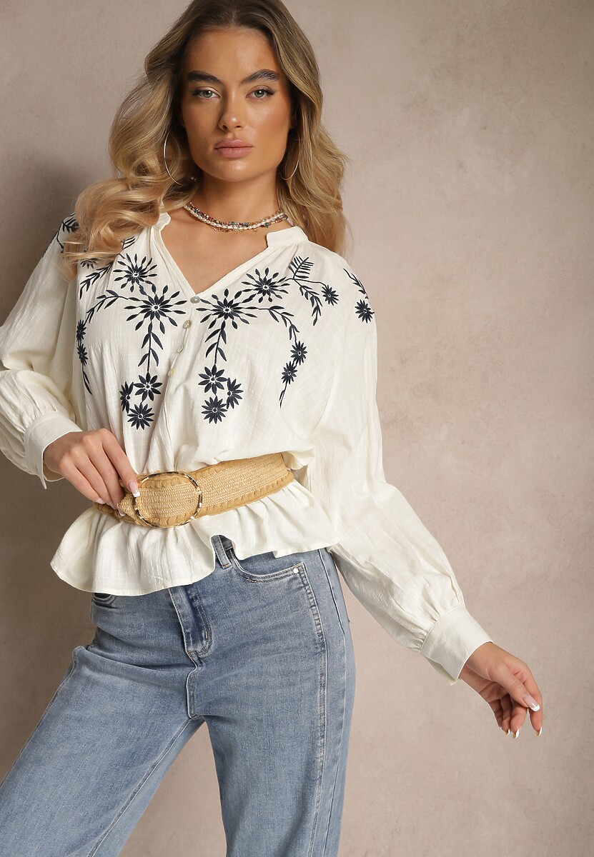 Biała Wiskozowa Bluzka Ozdobiona Haftem Felsekia