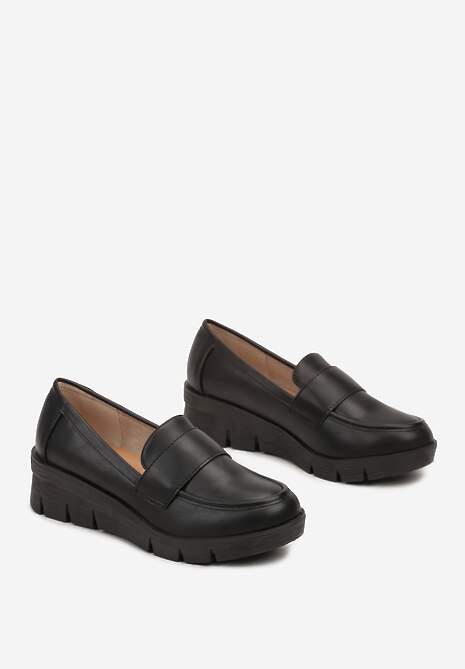 Czarne Półbuty Mokasyny z Ekoskóry na Koturnie z Wkładką ze Skóry Naturalnej Ozdobione Paskiem Zorvia