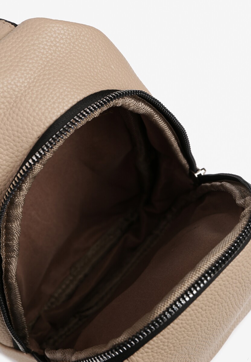 Beżowy Plecak z Dwoma Komorami Ozdobiony Klapą Nanovela
