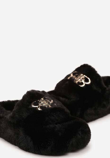 Czarne Kapcie na Platformie z Futerkiem i Metaliczną Aplikacją Nalanea