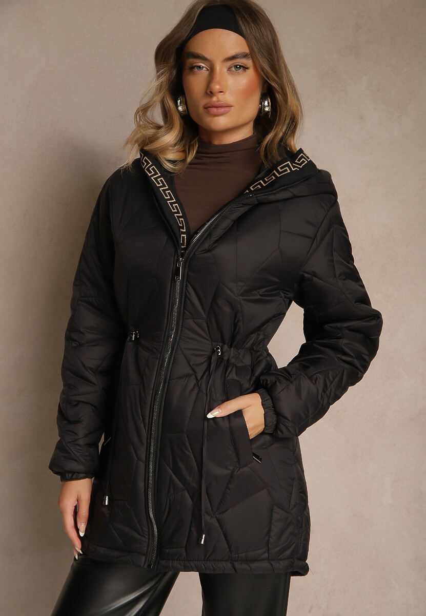 Brązowa Kurtka z Pikowanymi Przeszyciami Kapturem i Troczkami w Talii Tiomarе