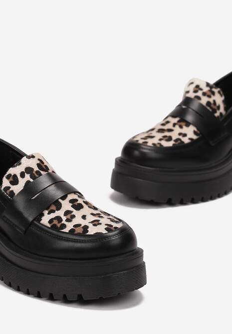 Czarno-Brązowe Mokasyny na Grubej Podeszwie z Protektorem i Motywem w Cętki Asinate