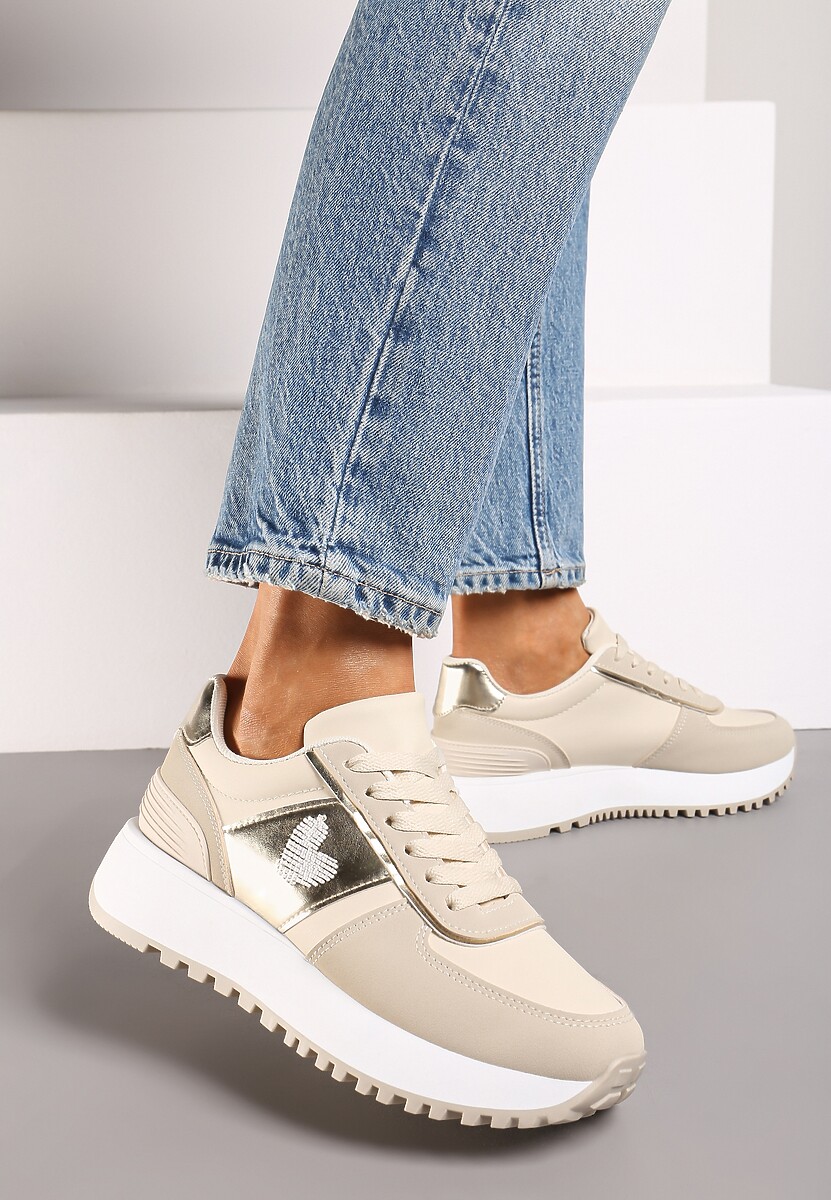 Beżowe Sneakersy z Naszywką Serduszka i Piankową Platformą Timera