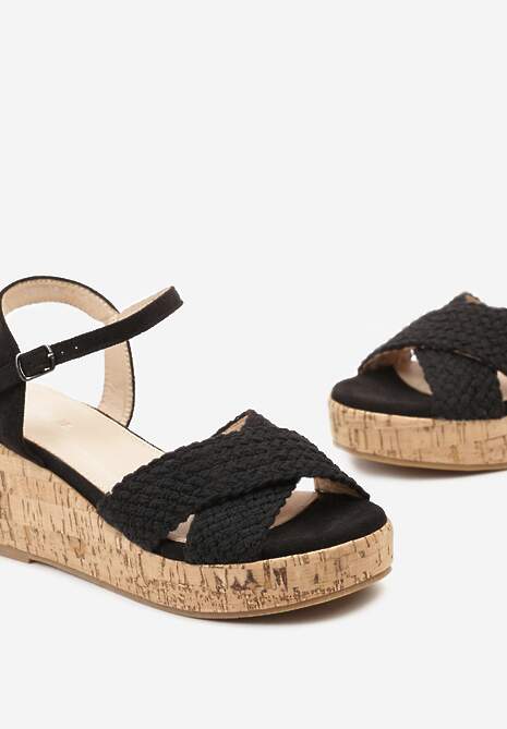 Czarne Sandały na Korkowej Platformie i Koturnie z Ozdobnym Warkoczem i Sprzączką Hafassa