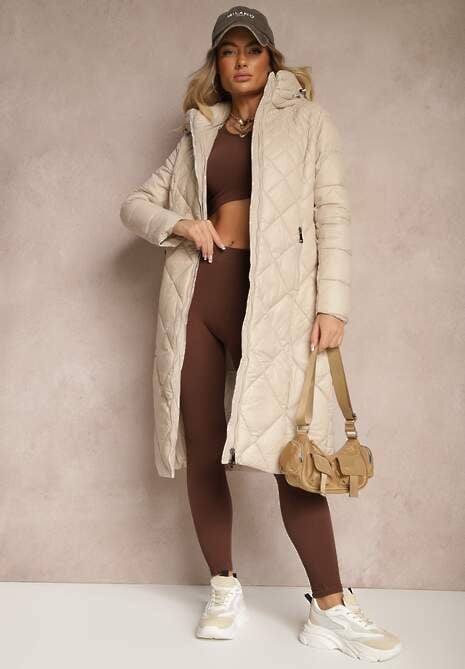 Beżowa Kurtka Pikowana o Długim Kroju z Kapturem Erivana