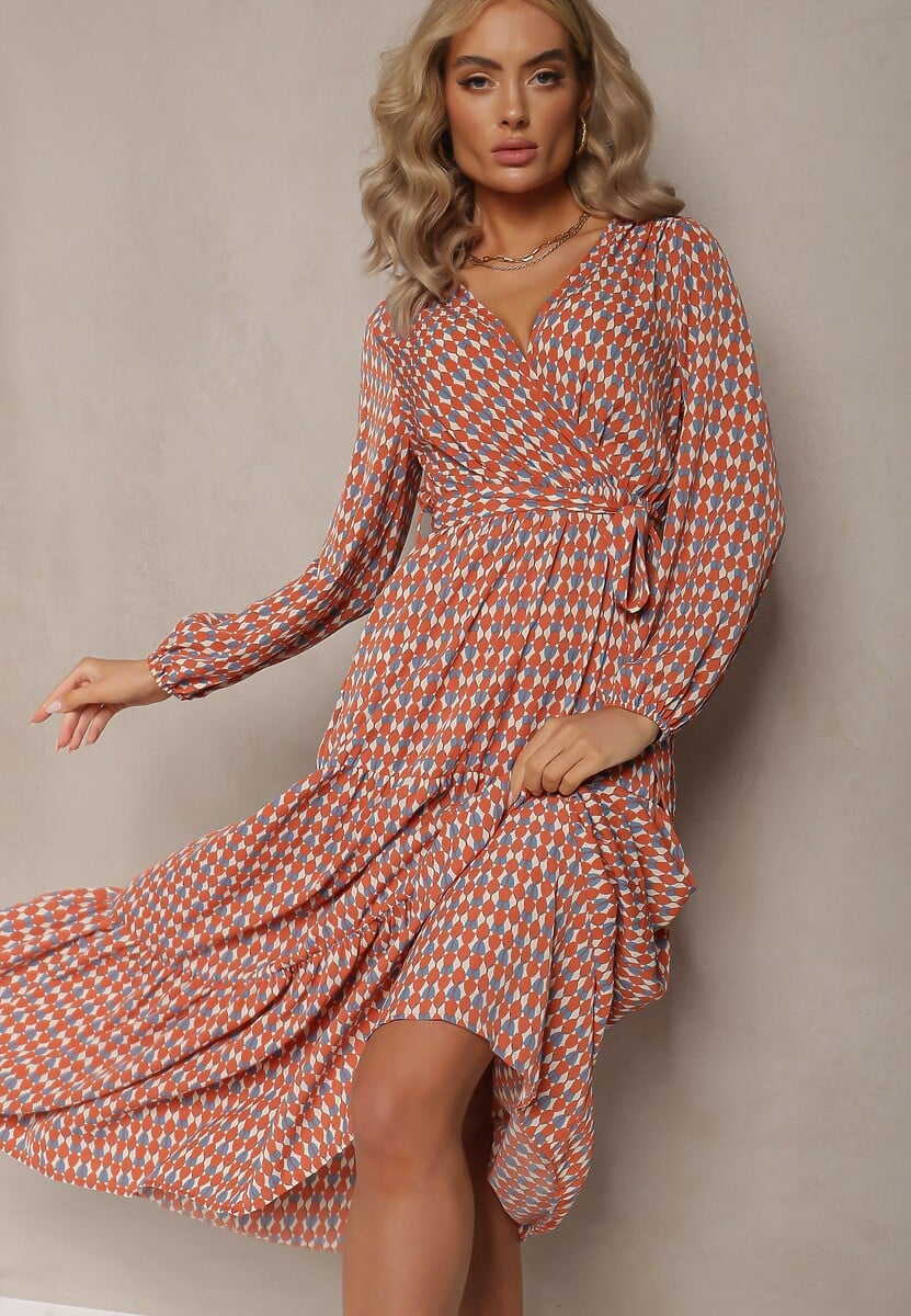 Pomarańczowa Sukienka z Kopertowym Dekoltem i Falbaną na Dole Ive