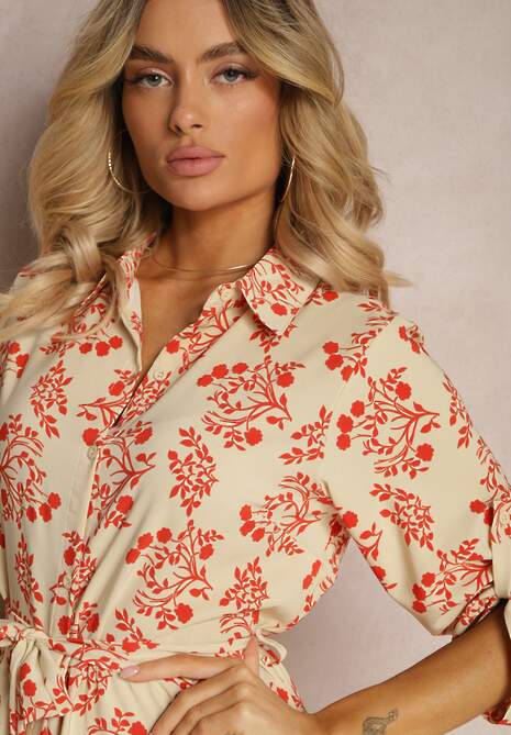 Jasnobeżowa Sukienka Zapinana na Guziki z Materiałowym Paskiem i Podpinanymi Rękawami Biavenna