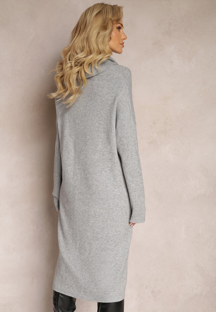 Szara Pudełkowa Sukienka Dzianinowa z Golfem i Wsuwanymi Kieszeniami Karimelle