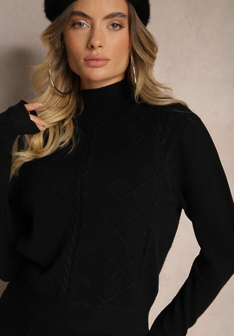 Czarny Dzianinowy Komplet w Tłoczony Wzór Sweter z Półgolfem i Rozkloszowana Spódnica Evaldira
