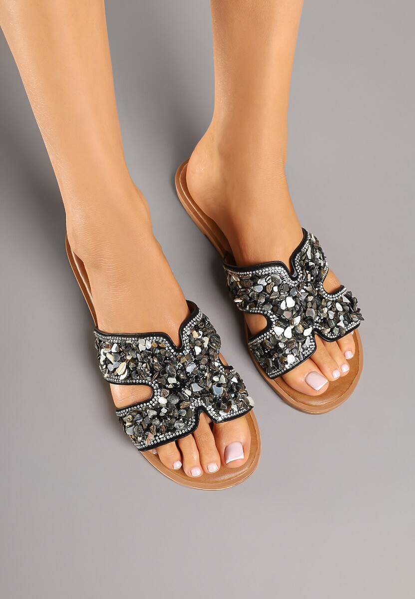 Różowe Klapki na Płaskiej Podeszwie Zdobione Wycięciami i Cyrkoniami Nilaraen