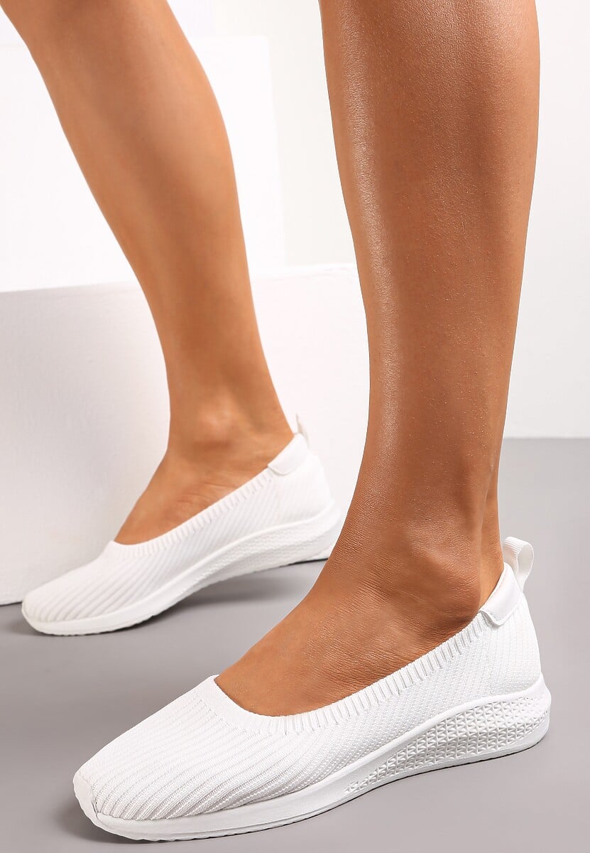 Białe Tenisówki Wsuwane z Elastyczną Cholewką Calvinus