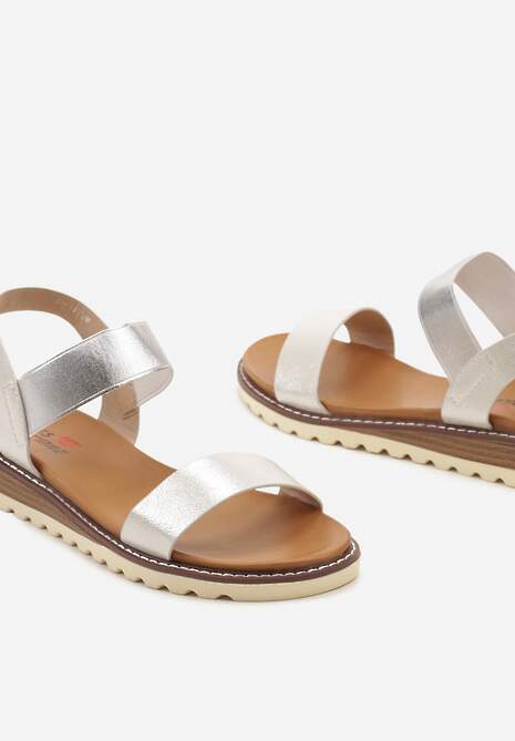 Srebrne Casualowe Sandały na Płaskiej Podeszwie Imitującej Korek bez Zapięcia Biorena