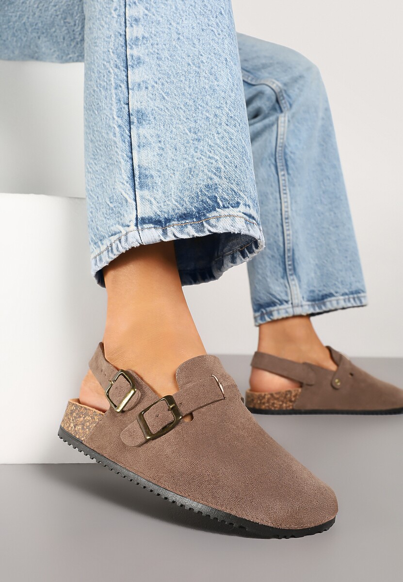 Czarne Sandały Chodaki z Ozdobną Klamerką i Paskiem Senelra