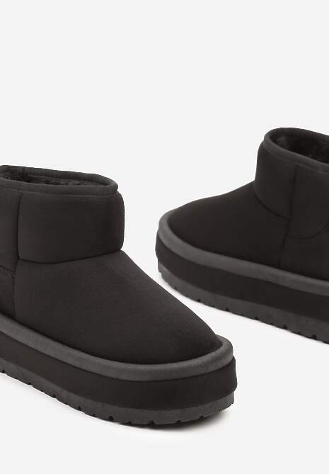 Czarne Krótkie Śniegowce Wsuwane na Grubej Podeszwie Tinarella