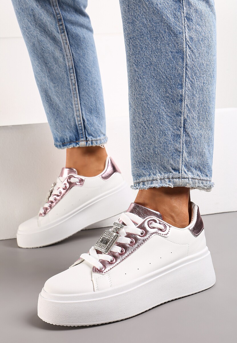 Biało-Różowe Sneakersy z Metaliczną Zawieszką na Sznurówkach Ozdobioną Cyrkoniami Edosa