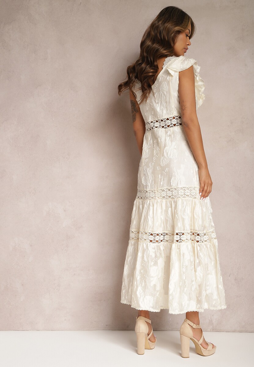 Jasnobeżowa Koronkowa Sukienka z Ażurowymi Wstawkami i Falbanką Rehlia