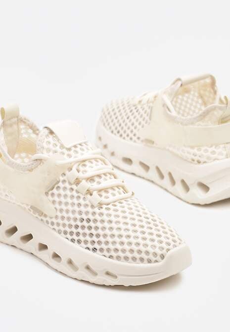 Beżowe Buty Sportowe Sneakersy Siateczkowe na Tłoczonej Platformie Lurilia
