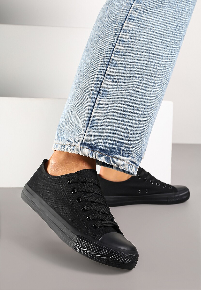 Czarne Klasyczne Trampki Vices Sznurowane Przed Kostkę Elleriome