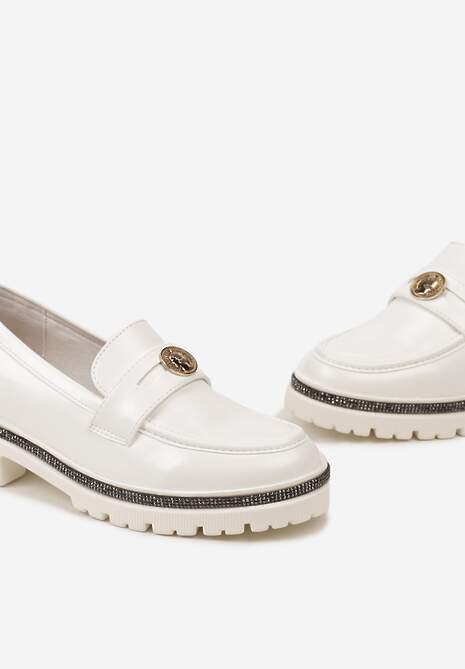 Białe Mokasyny z Cekinami wokół Podeszwy i Złotą Klamrą Elorasia
