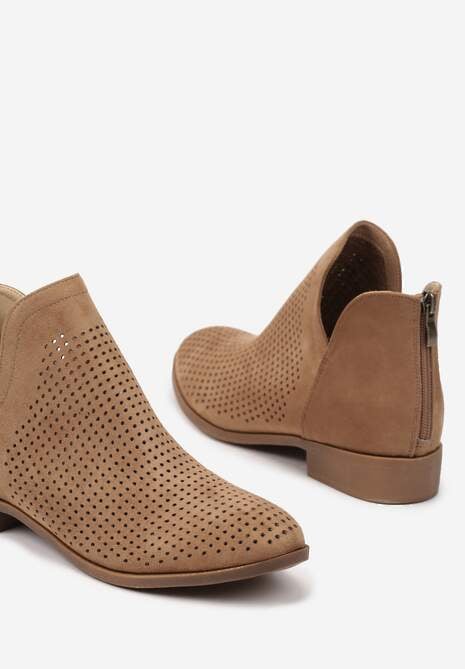 Ciemnobeżowe Botki Vices na Płaskiej Podeszwie Ozdobione Wycięciem Felirwen