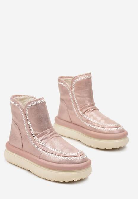 Różowe Błyszczące Śniegowce na Platformie z Kontrastowymi Przeszyciami Okuniza