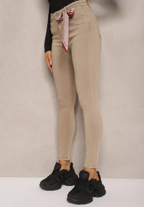 Beżowe Spodnie Skinny z Wysokim Stanem i Ozdobną Chustką Hyadia
