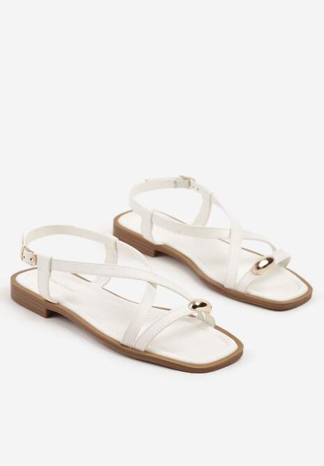 Białe Płaskie Sandały z Cienkich Paseczków z Metaliczną Ozdobą Sorimea