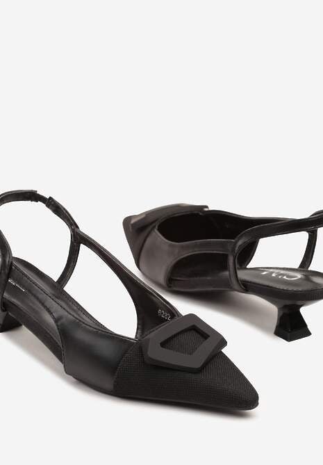 Czarne Sandały na Kaczuszce z Noskiem w Szpic i Odkrytą Piętą Desaniella
