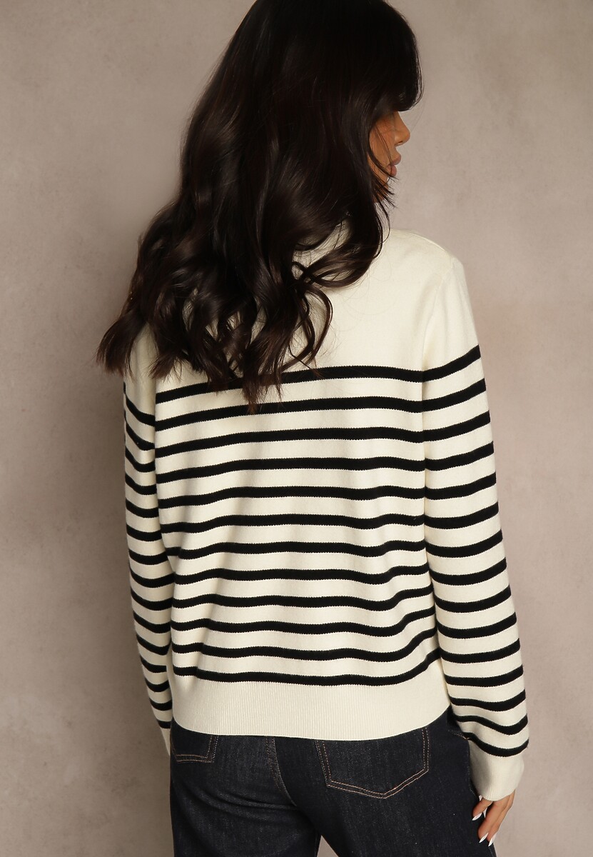 Czarno-Kremowy Sweter z Wiskozą w Paski Ozdobiony Guzikami Lilettia