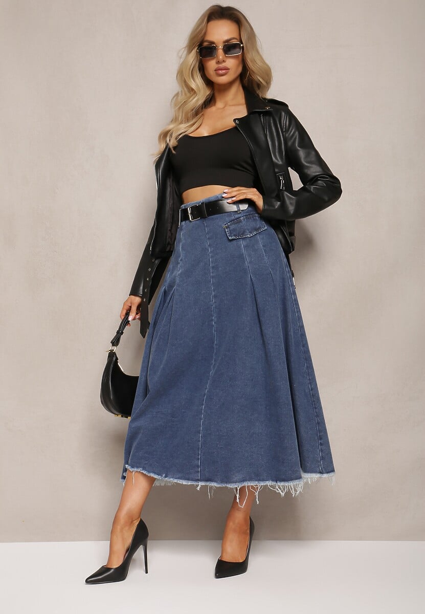 Jasnoniebieska Rozkloszowana Spódnica Jeansowa z Paskiem w Komplecie Grinna