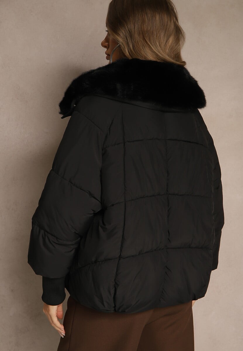 Czarna Pikowana Kurtka Oversize z Futerkiem i Wysokimi Ściągaczami Nalinessa