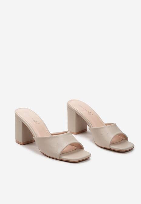 Beżowe Klapki na Obcasie z Szerokim Paskiem Nezewia