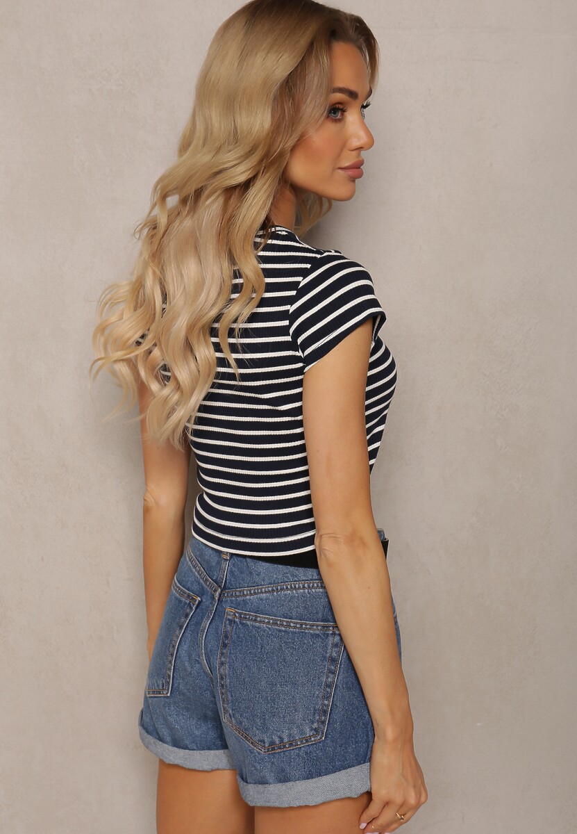 Granatowo-Biały T-shirt z Bawełny z Krótkim Rękawem i Ozdobnym Wycięciem Relenna