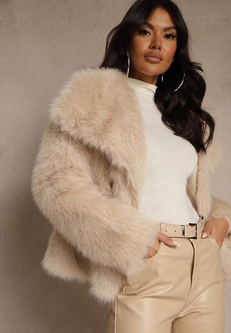 Beżowa Kurtka Futerko o Pudełkowym Kroju z Jednorzędowym Zapięciem Tiliana