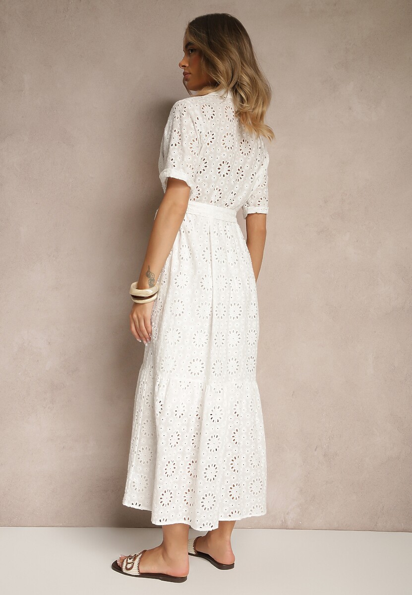 Biała Koszulowa Sukienka z Bawełny z Wiązanym Paskiem i Haftowanymi Zdobieniami Efronelle