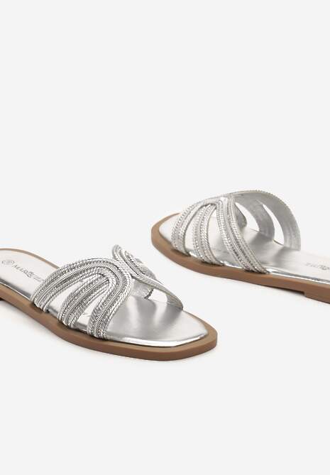 Srebrne Klapki z Płaską Podeszwą i Ozdobnym Paskiem z Cyrkoniami Caverina