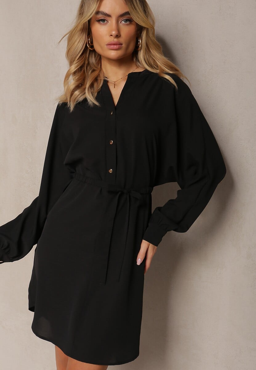 Beżowa Koszulowa Sukienka z Paseczkiem w Talii i Rozkloszowanym Dołem Dalmiena