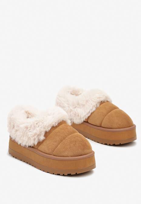 Brązowe Śniegowce na Grubej Podeszwie z Pikowanego Materiału Ozdobione Futerkiem Avirorae